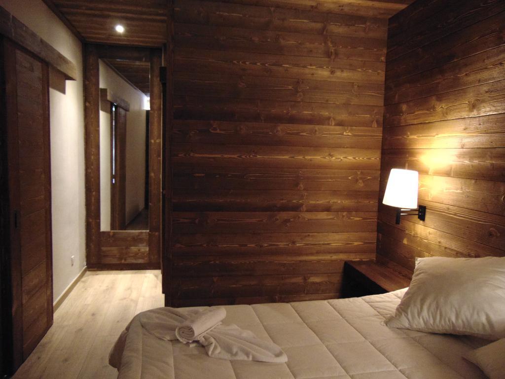 Hostal Piteus Сан-Льоренс-де-Моруньс Номер фото